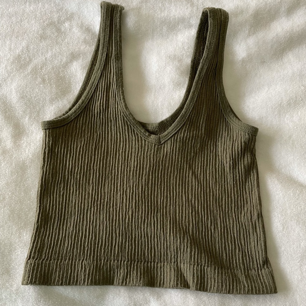 Urban outfitters crop top